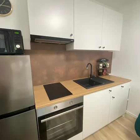 Charlie Apartmán