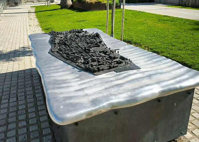 شقة Charlie زادار